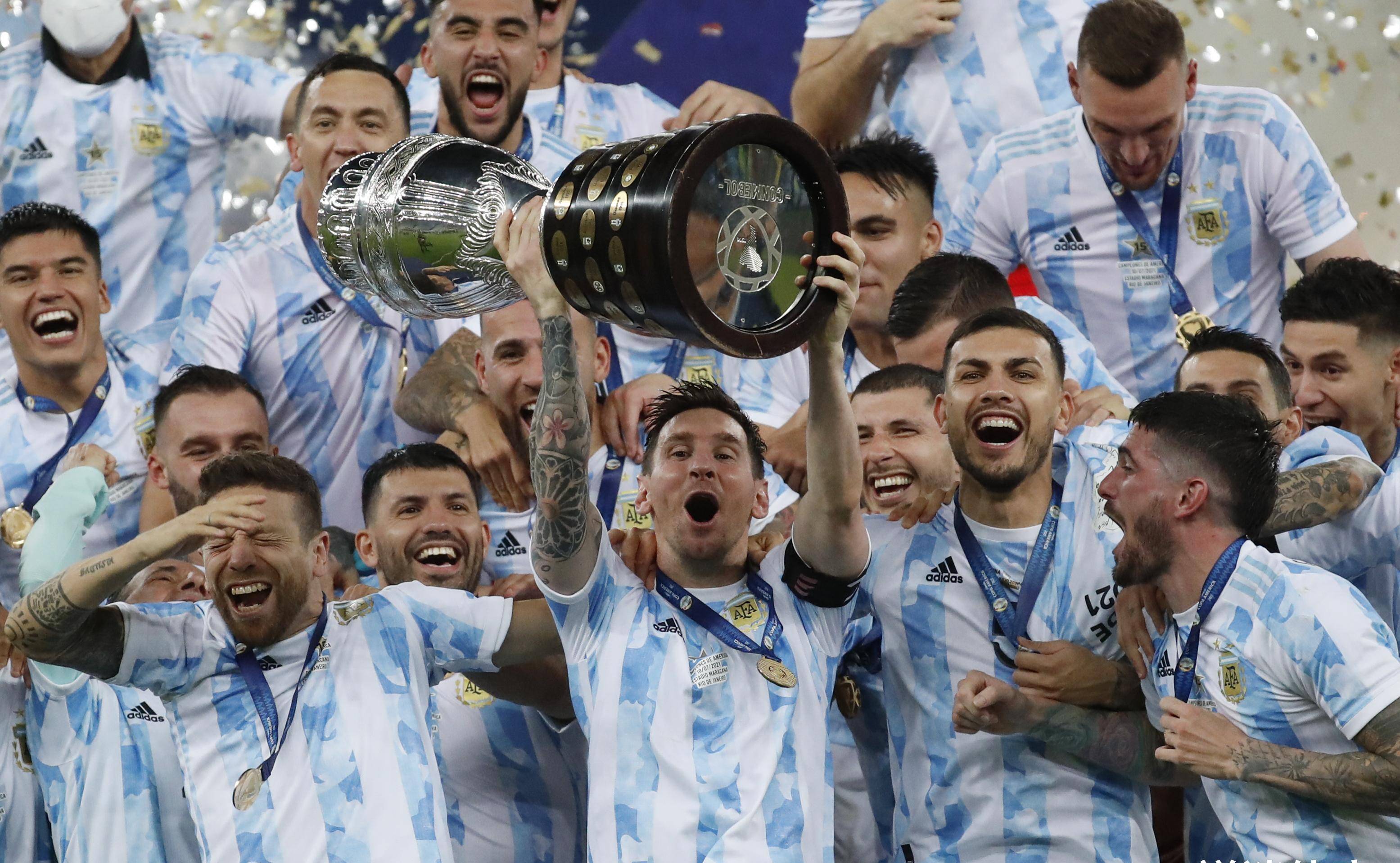 梅球王的职业生涯有望达到新的巅峰,而2024年将是最关键的时刻_梅西