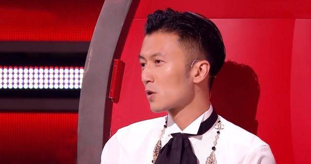 李健谢霆锋成赢家,单依纯能打,玛迪娜成牺牲品_战队_实力_李荣浩