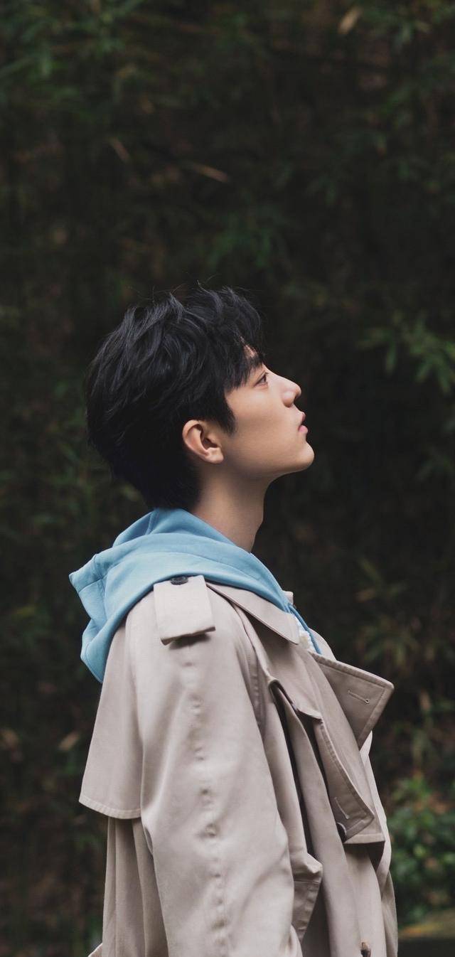 肖战重庆篇太火,职黑泄愤豆瓣狂打低分,导演无视发文赞团队_纪录片