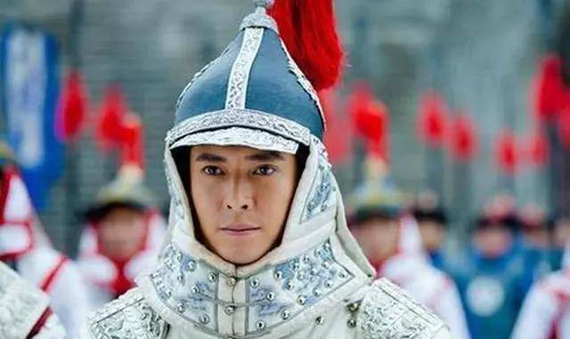 清朝八旗中,为何正白旗能和两黄旗平起平坐,成为上三旗?