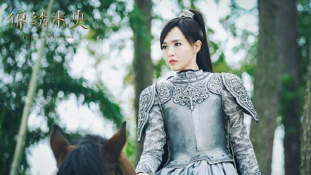 《锦绣未央》唐嫣有五套衣服,图二迷倒罗晋,最后一套娇艳欲滴_眼神