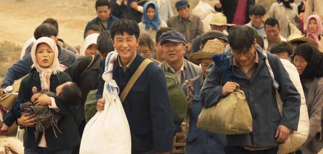 《山海情》5大卫视开播,黄轩热依扎演技获赞,方言版好于配音版_剧情