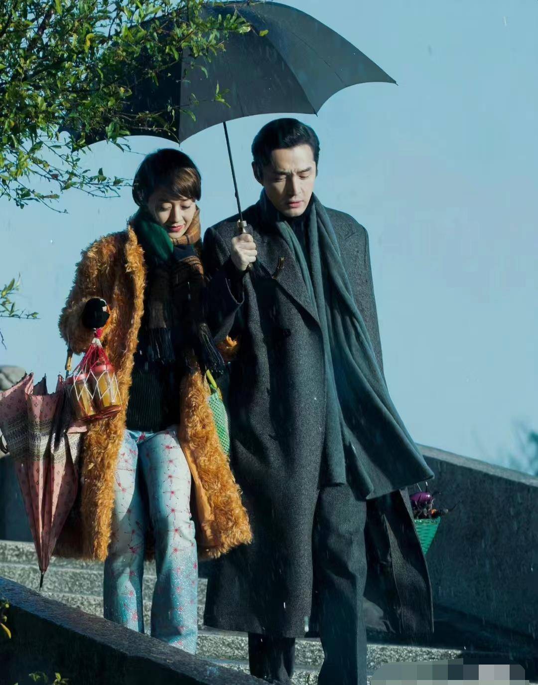 胡歌和唐嫣的《繁花》8.1分,值不值?结局跟原著不一样吧?