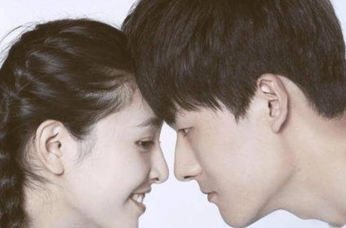 而且张雨剑在演《我只喜欢你》之后就名声大噪,和吴倩饰演的cp很般配.