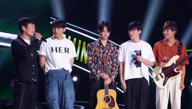 李荣浩战队2比4惨败,为不作为吞苦果,这一季很难躺赢冠军_谢霆锋_森林