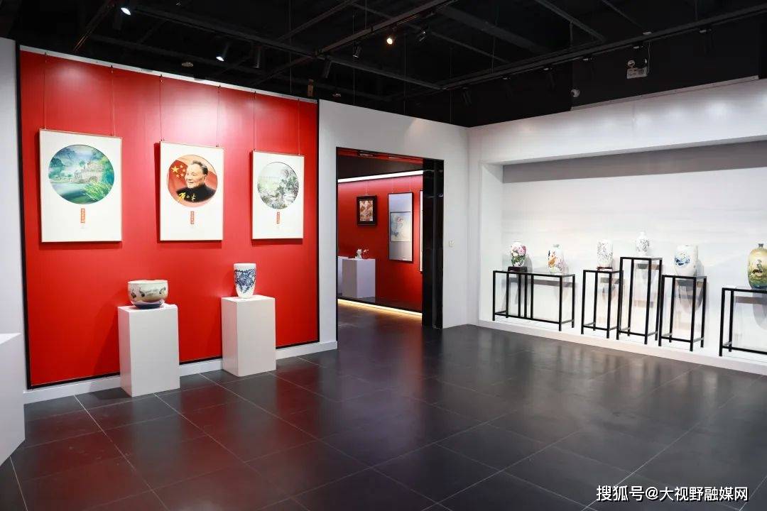 北京陶瓷艺术馆当代陶瓷作品厅