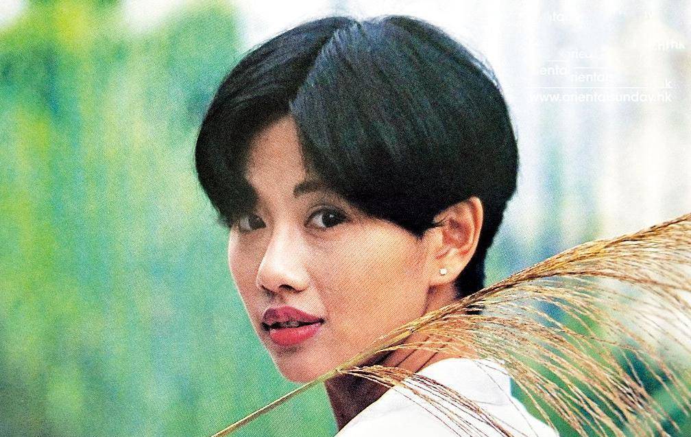 陈松伶:40岁嫁小8岁丈夫,结婚11年无绯闻,不能生育愧对婆婆