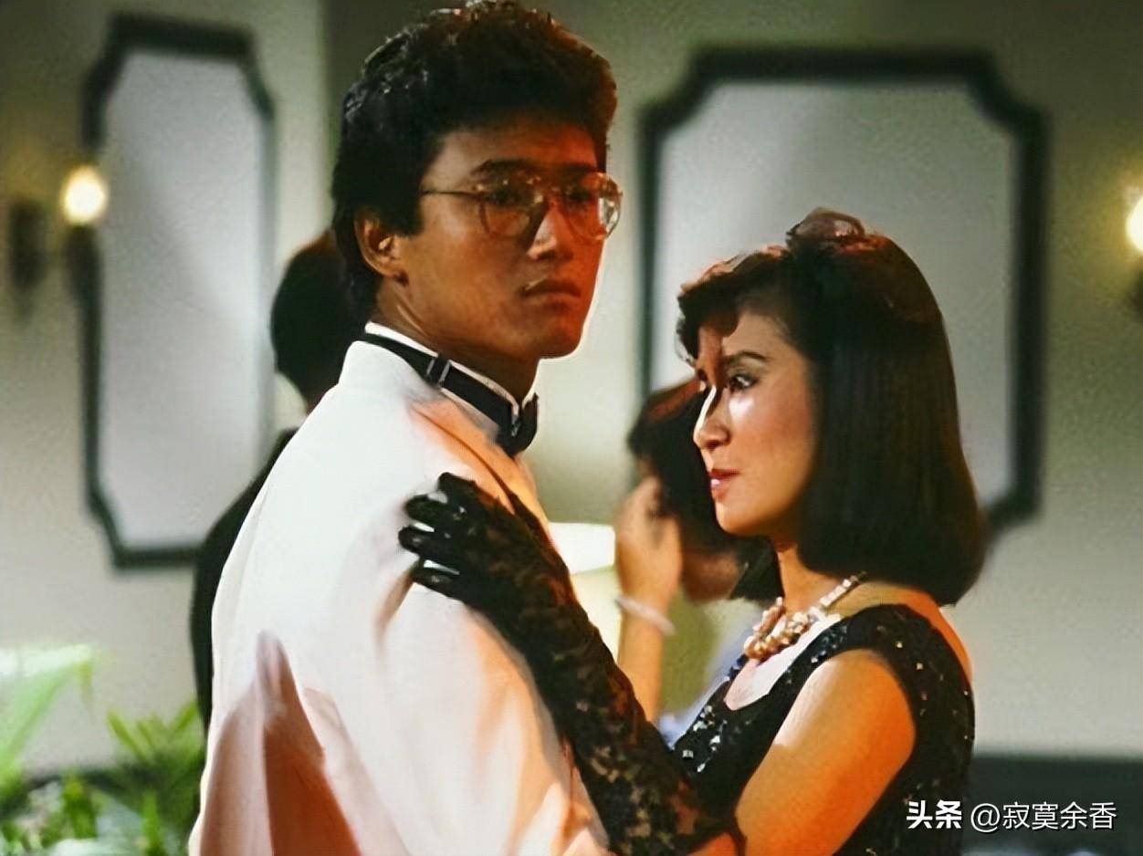 这一年苗侨伟实在太红,风头有赶超黄日华刘德华之势_陶大宇_翁美玲_黄