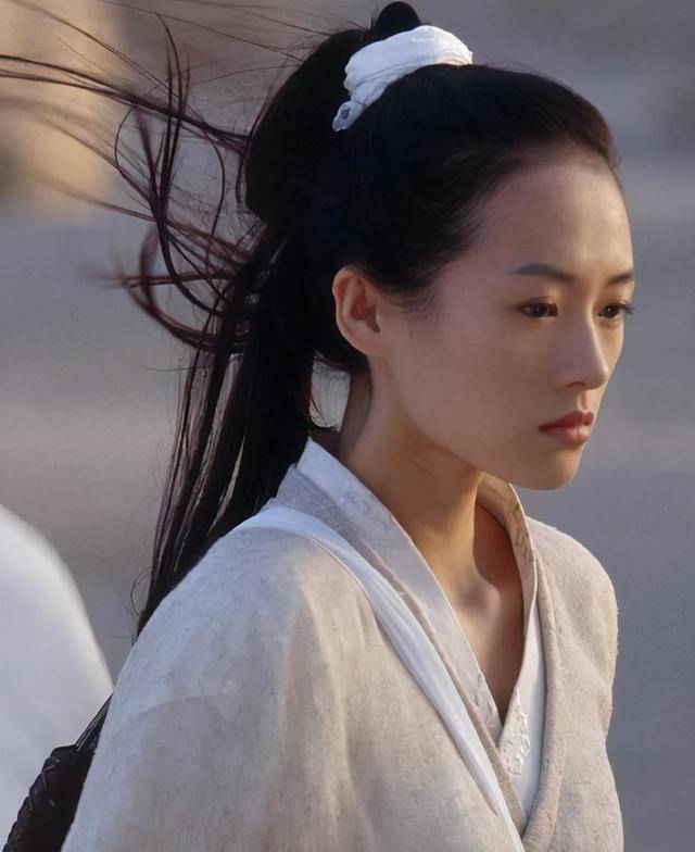 一位当导演,两位颜值崩塌,另一位"见好就收"_章子怡_周迅_赵薇