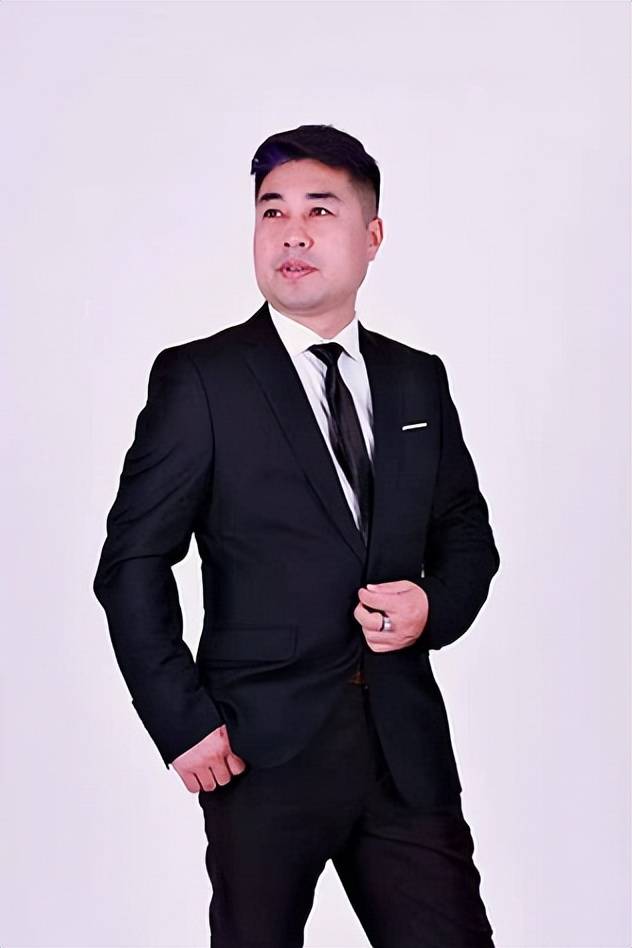 不忘初心 | 二十年磨一剑:张海东是谁?有什么经历?_营销_策划_照明