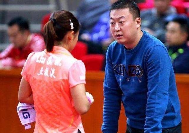 "乒乓冠军"刘诗雯:艰苦训练的背后,是父母的坚持与泪水_王丽凤_刘恕