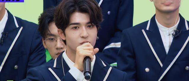 创系列门面:杨超越一枝独秀,任豪何洛洛难分伯仲,《创4》5选1_王艺瑾