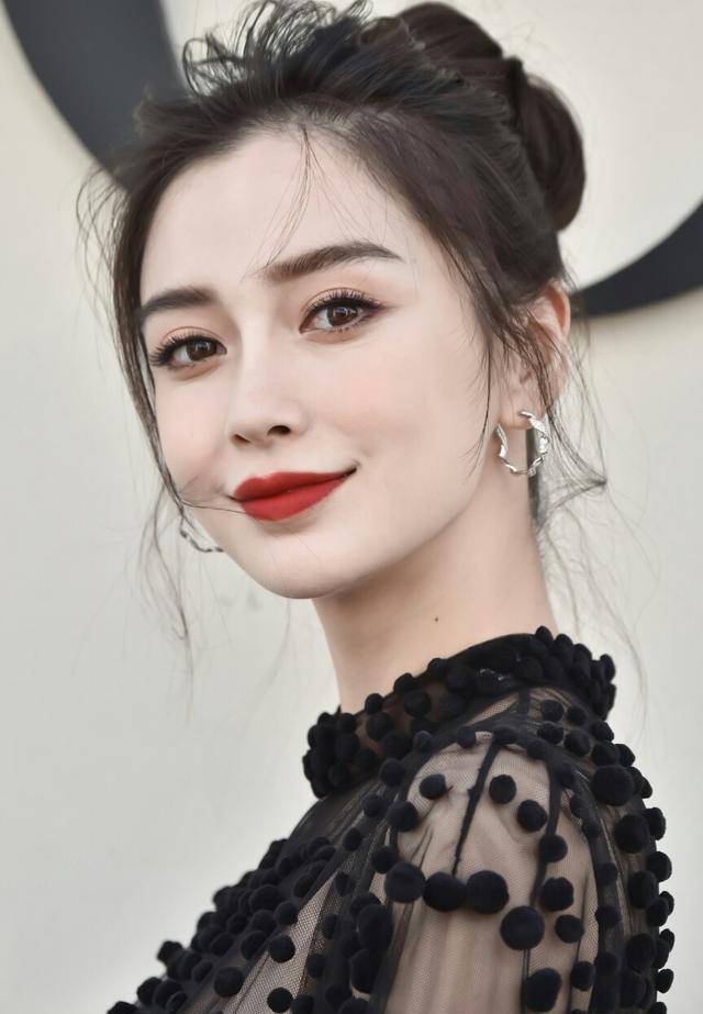 《芈月传》;杨颖带资进组自荐演女一号,导演把她"踢"出剧组_黄晓明