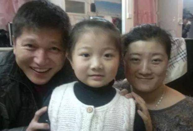 《乡村爱情2》大火的她,如今也在网络上直播了_葛珊珊_赵本山_历小峰