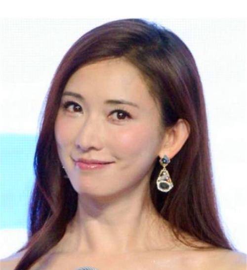 婚鞋6000,却被外界嘲讽是一场乡村爱情故事_林志玲_言承旭_邱士楷