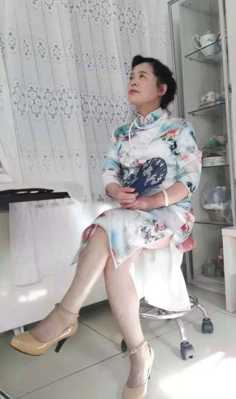 画家王亚萍荣获"人民书画家"光荣称号_作品_cm_活动