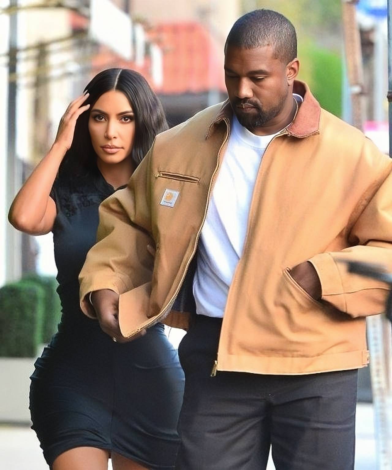 金-卡戴珊凭借傲人身材,征服nba数百位黑人巨星,侃爷被"绿"了_时间