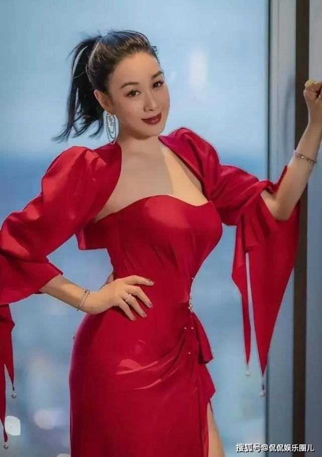 混血尤物!钟丽缇写真赏_身材_运动_来自