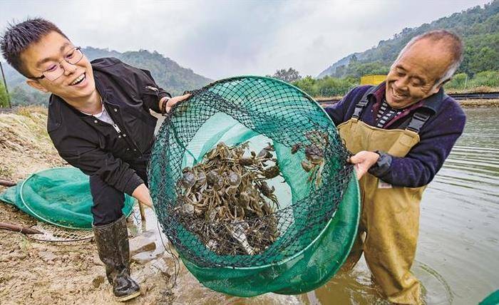 水產養殖技術員證書是一種職業資格證書,它可以證明持有者在水產