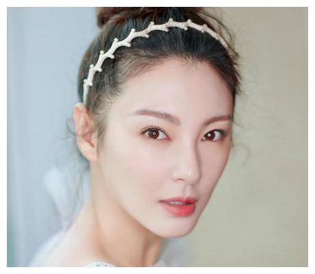 张子枫分手?王嘉尔人脉广?海清被黑_音乐_成长_天赋