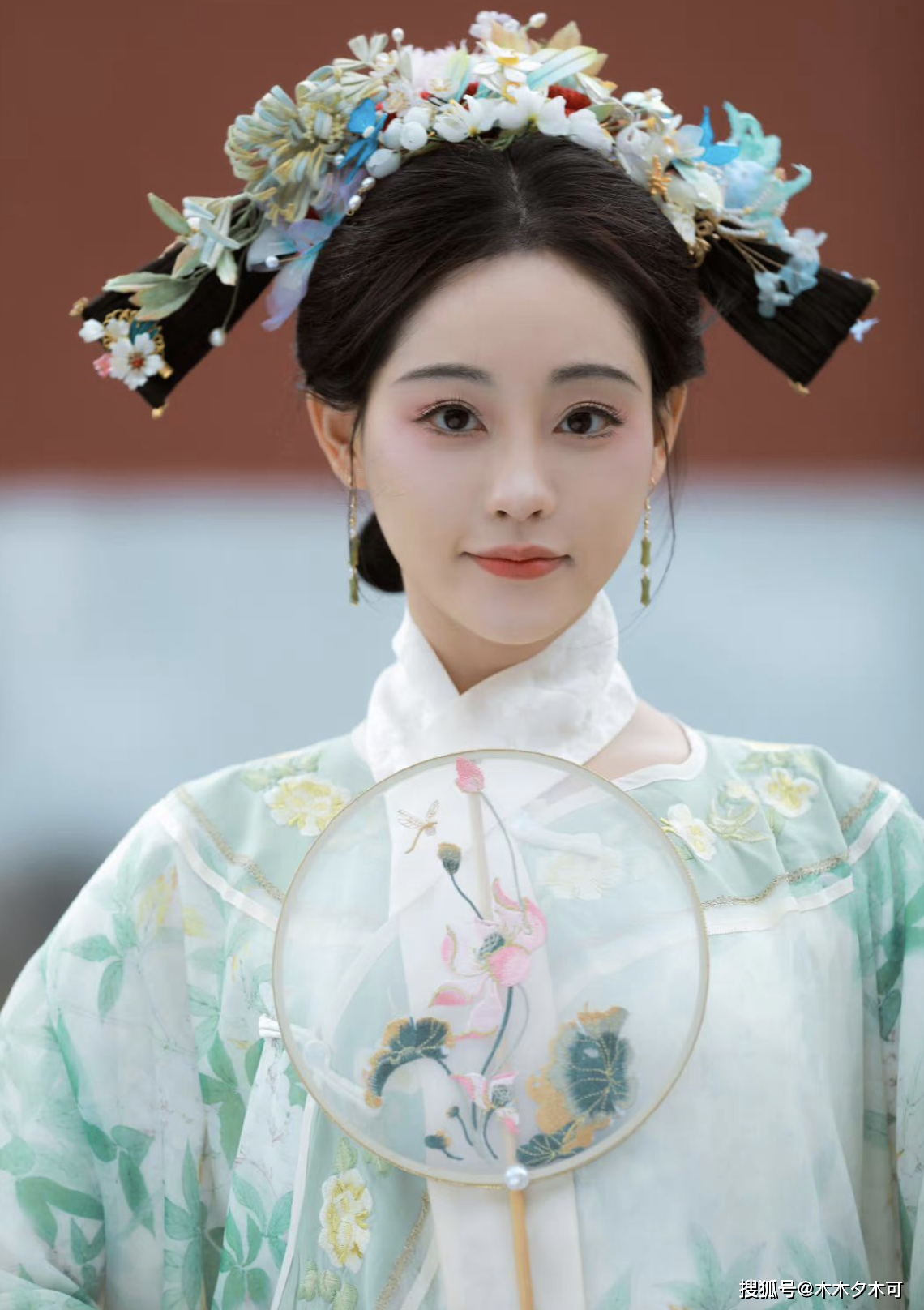 包括杨幂,张彬彬,黄梦莹,祝绪丹在公司里的资源一向不怎么样,确实一直