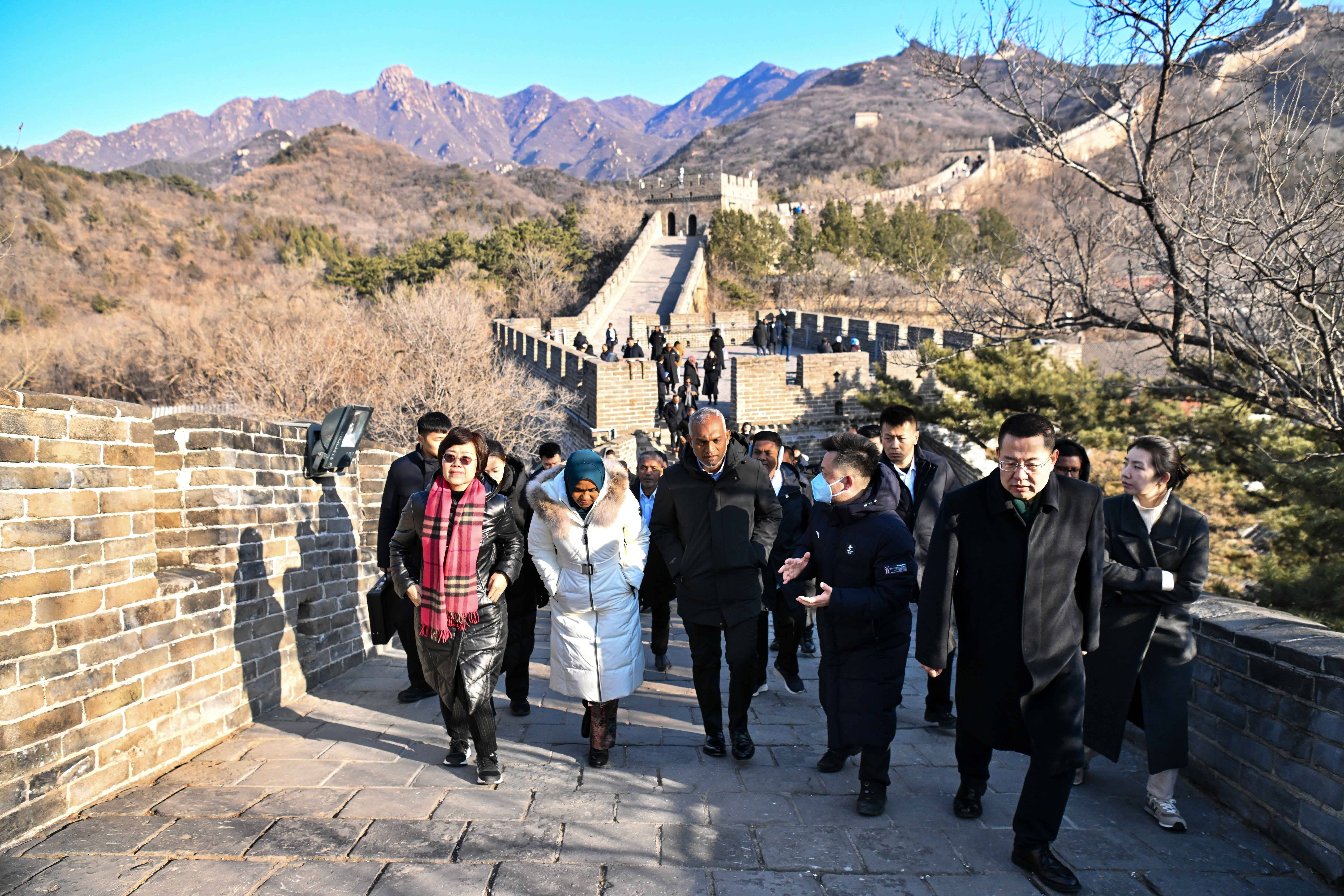 马尔代夫总统和夫人逛长城啦!