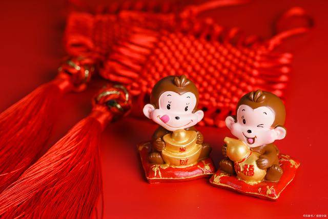 2024年龙年,4生肖咸鱼翻身,事业蒸蒸日上,金钱滚滚而至!