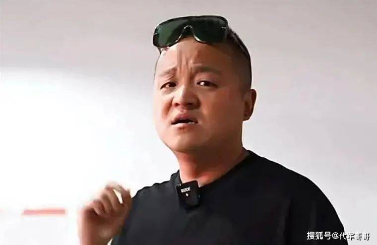 2023年5月,拥有近千万粉丝的网红林先生被平台无限期回收直播权限.