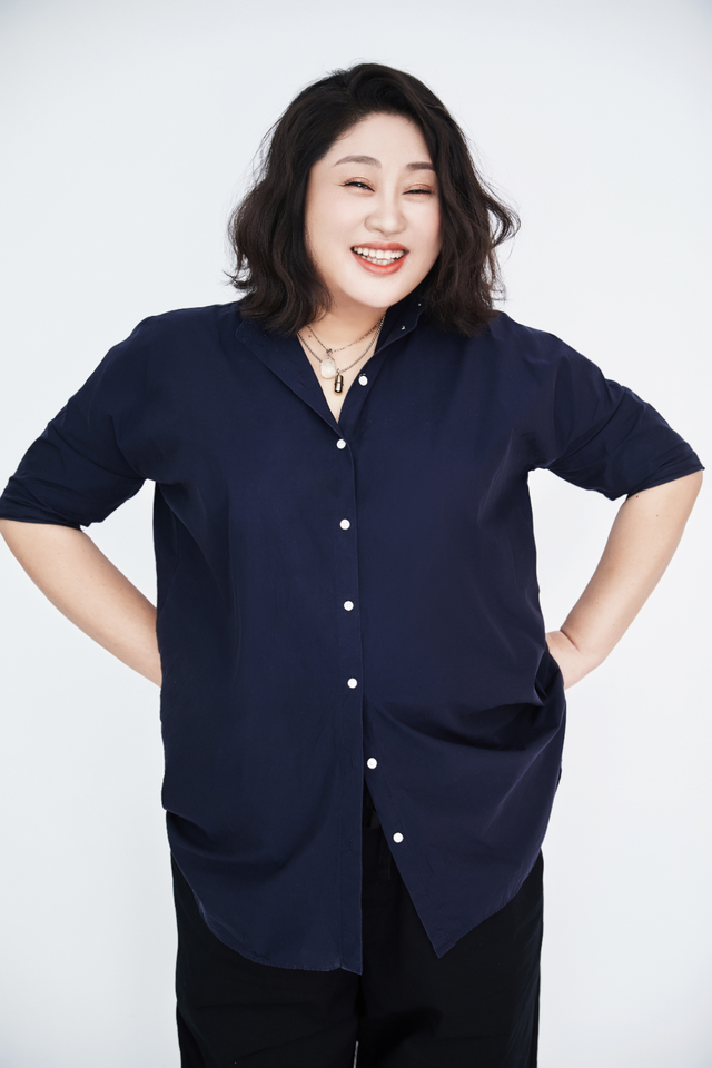 巴蜀明星刘军 艺名胖妹巴蜀明星赖二娃朋友们还在等什么?