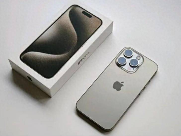 史上最低！iPhone15价格“大跳水”！苹果怎么了？