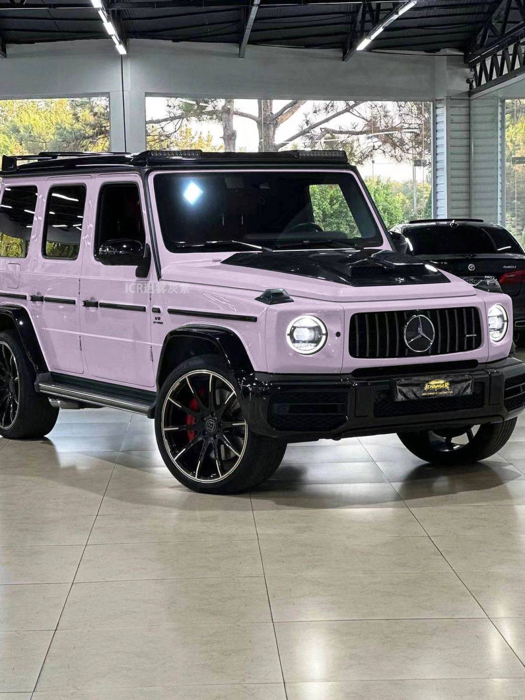 奔驰大gicr改色膜迷雾灰紫这不就是仙女的梦中情车吗