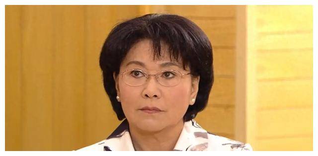 73岁"荷妈"李司棋陷健康危机!