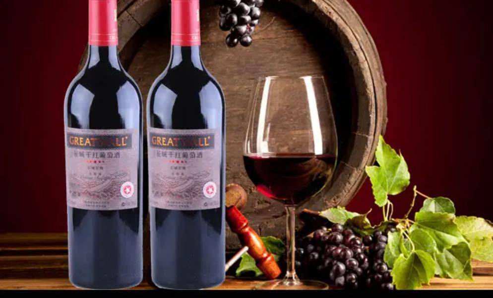 像阿根廷的马尔贝克,智利的佳美娜,以及澳大利亚的西拉,都是