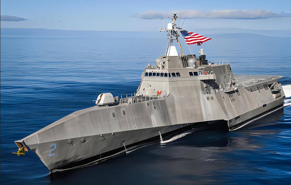 全球3大科幻战舰_海上战斗_的设计_导弹