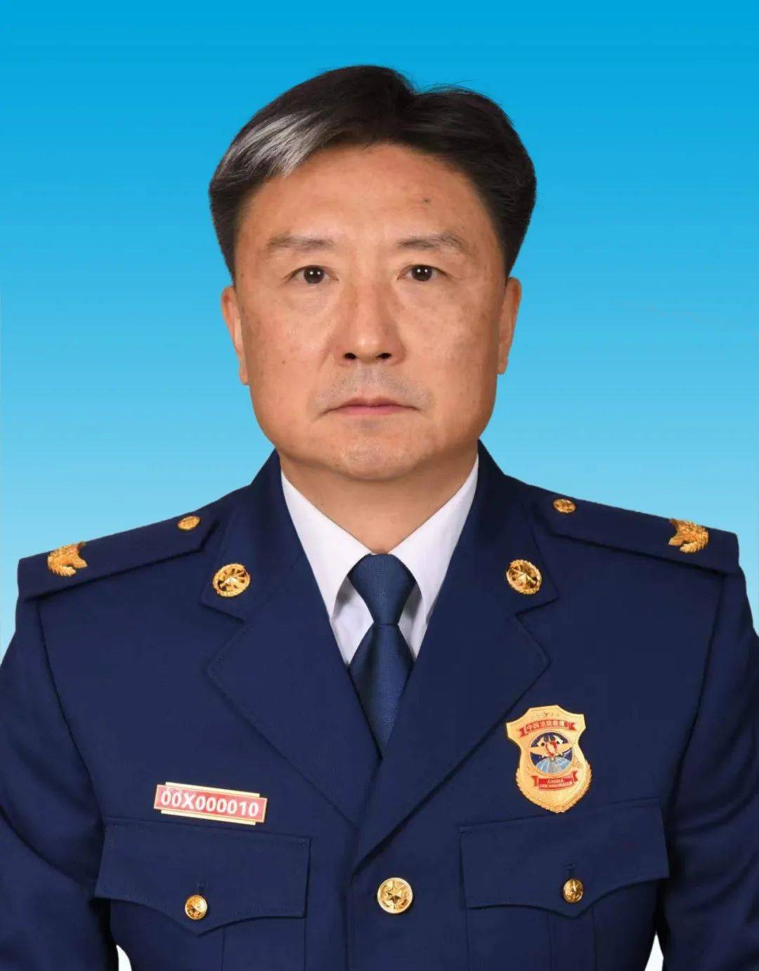 宋树欣同志简历现任国家消防救援局党委委员,副局长,助理总监消防救援