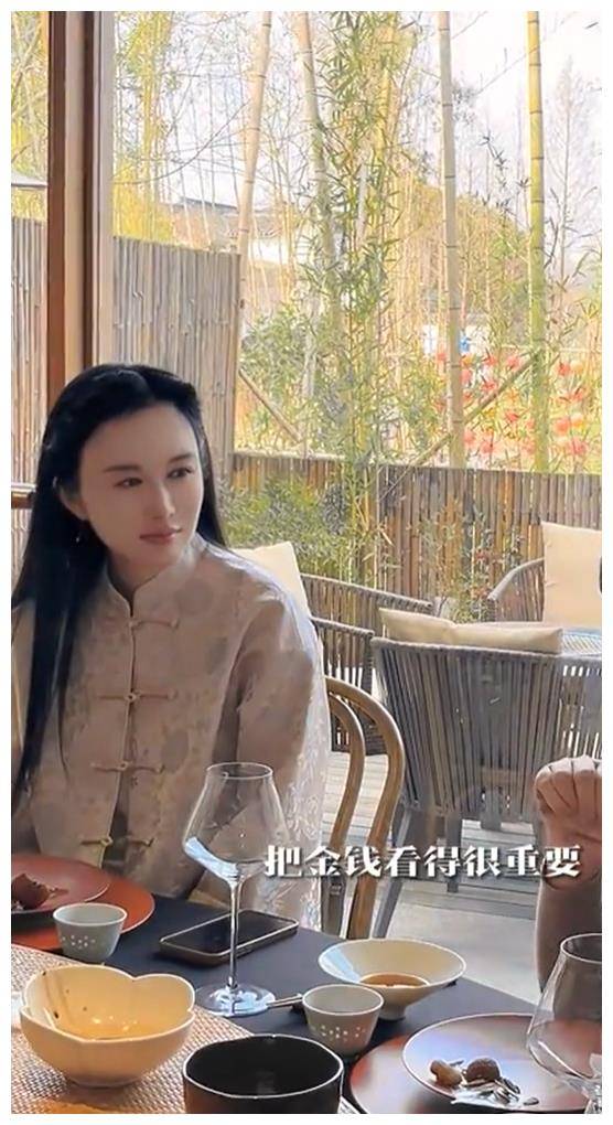 全程听话温油体贴,夫妻感情深厚_杜星霖_年龄_爱情