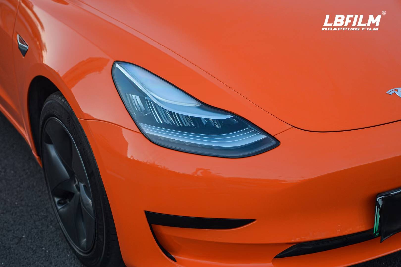 特斯拉model3-lb改色膜高亮橙,犀利的车身融入活力_搜狐汽车_搜狐网