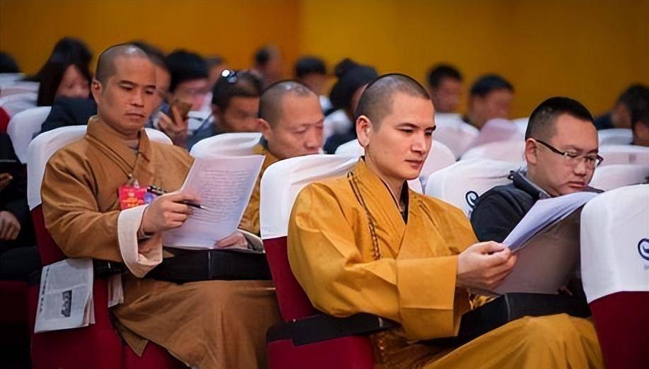 "释明心却淡然得这期间也有人不解地问他:"你放