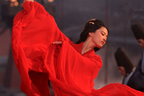 《美人天下》《母仪天下》佟丽娅的舞蹈在古装女神中,绝对是没得说的