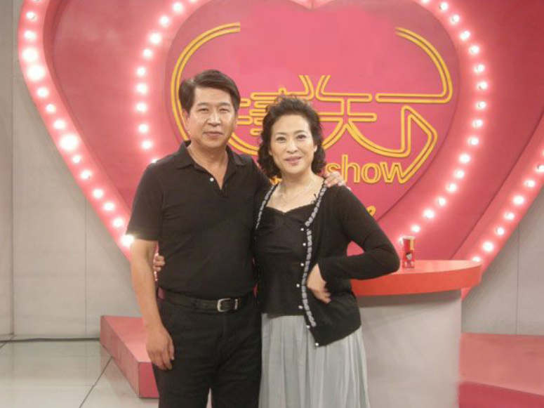 许娣:与初恋老公恩爱43年生一子,拍戏挣的钱全给他_俞建伟_曲剧_丈夫