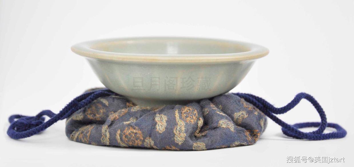 青磁 雙魚 【公式通販】