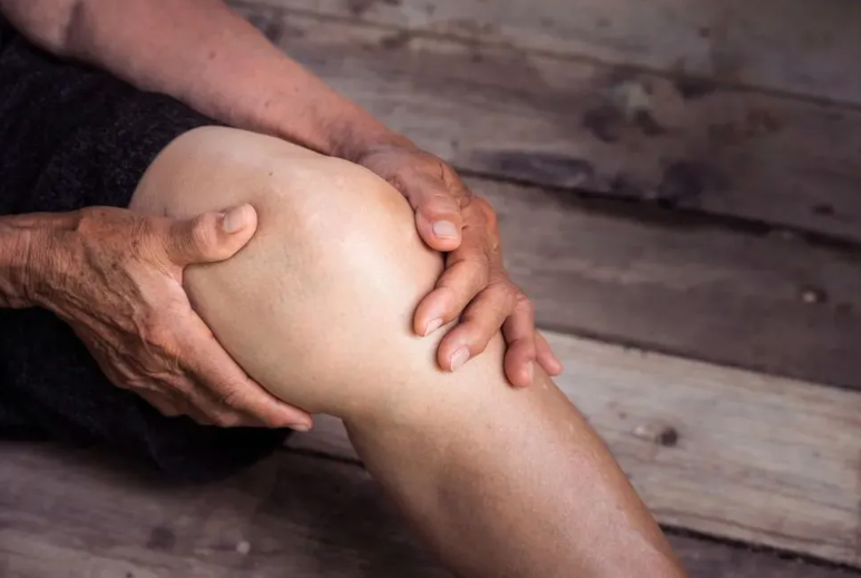 医生:双腿有这5个异常,建议尽快做检查_症状_李师傅_异常情况