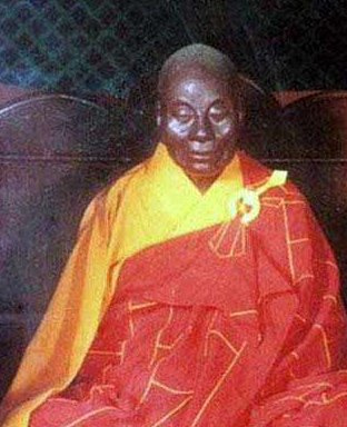 六祖慧能大师的肉身,一千年不腐坏,却在太平时遭受摧残……_南华_禅宗