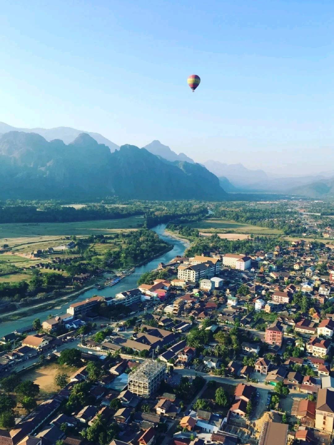 老挝光西瀑布旅游五天人均大概费用,去老挝万荣跟团5日游花销_的国家