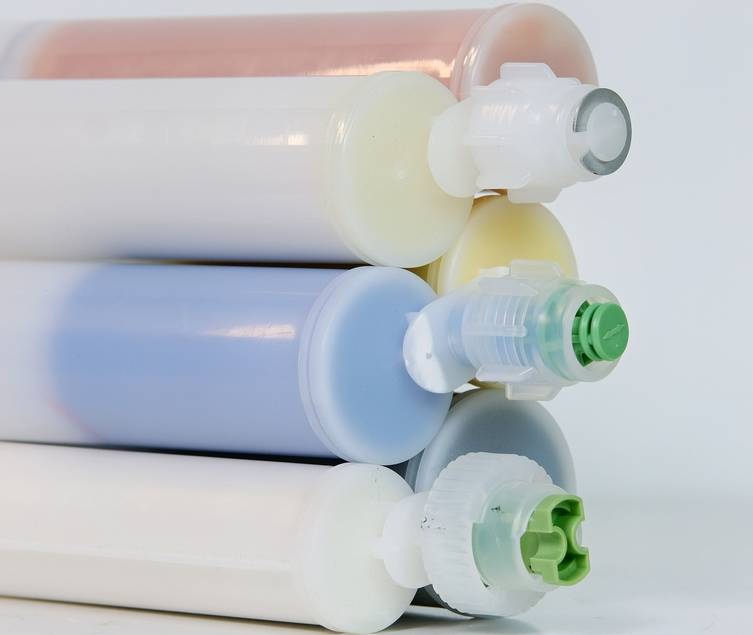 结构胶与导热胶在电池模组中的应用_搜狐汽车_搜狐网