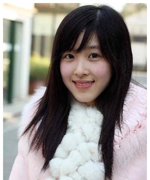 三胎妈妈章泽天,身价600亿,展现野心与智慧,惊艳全球_机遇_成功_美貌