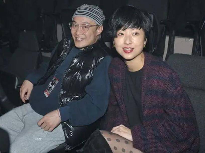 从刘德华公司离职,彻底变成陈太,沉迷购物,专职照顾女儿的徐濠萦,这些