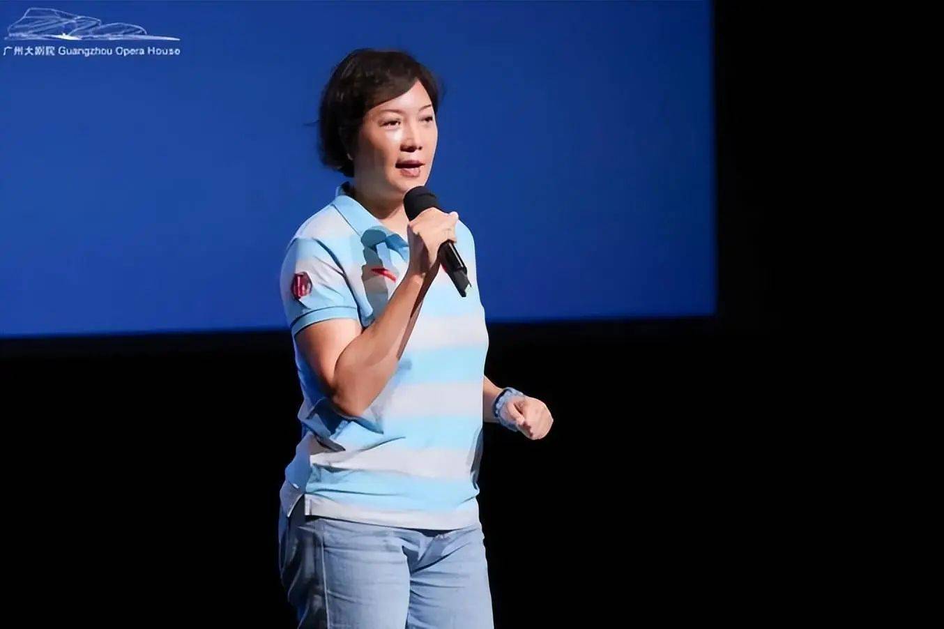 羽坛皇后关渭贞:遭裁判打压丢奥运冠军,退役后从政,婚姻引猜测