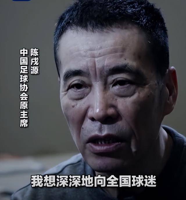 李铁被抓登上热搜,坐牢一年还能留长发?真实原因曝光