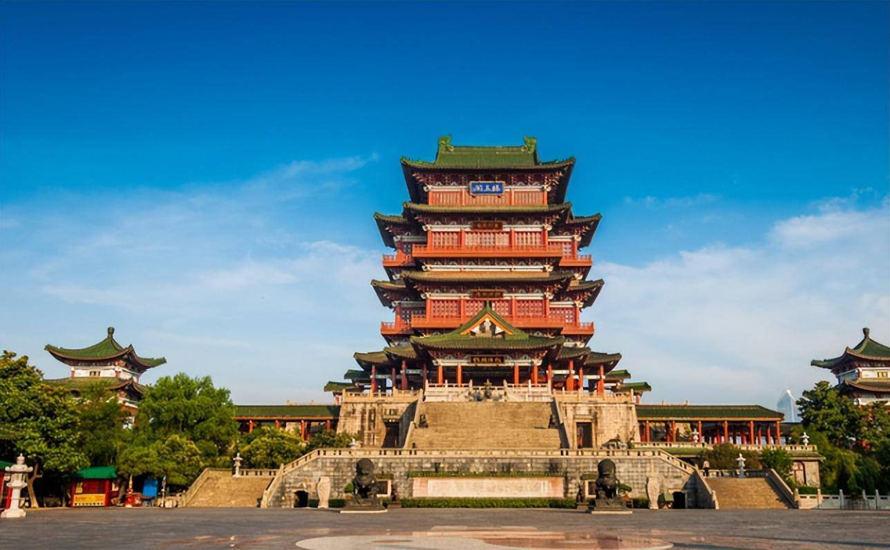 人老了，读懂《滕王阁序》里的五句话，就读懂了人生-滕王阁序朗诵